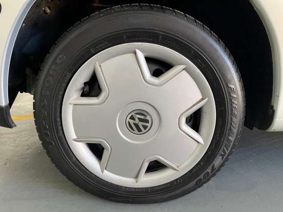 VOLKSWAGEN-GOL-1.0 MI PLUS 16V GASOLINA 4P MANUAL G.III VOLKSWAGEN-GOL-2000