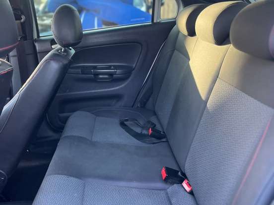 VOLKSWAGEN-GOL-1.0 MI ROCK IN RIO 8V FLEX 4P MANUAL VOLKSWAGEN-GOL-2015