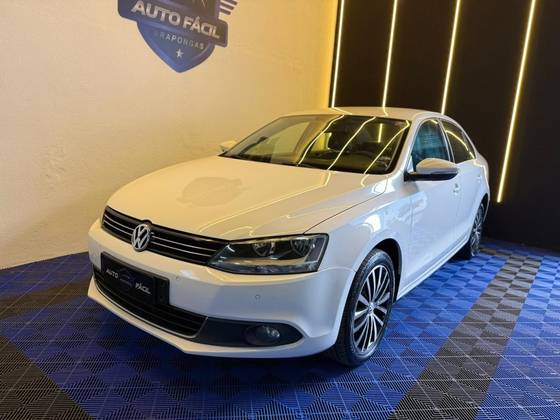 VOLKSWAGEN JETTA 2.0 TSI HIGHLINE 200CV GASOLINA 4P TIPTRONIC