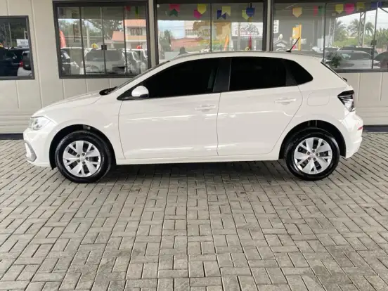 VOLKSWAGEN-POLO-1.0 MPI MANUAL VOLKSWAGEN-POLO-2023