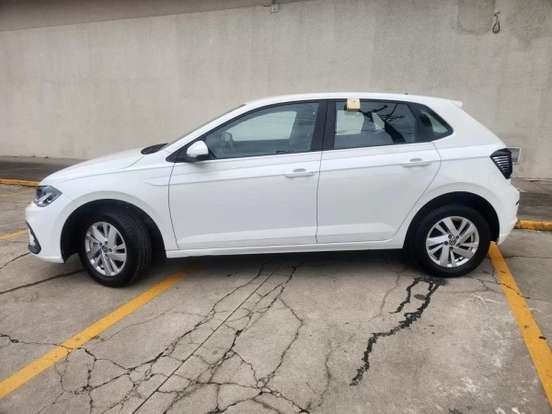 VOLKSWAGEN-POLO-2023