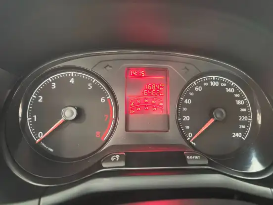 VOLKSWAGEN-SAVEIRO-2023