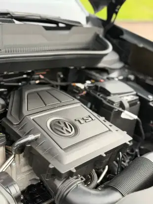 VOLKSWAGEN-T-CROSS-2023