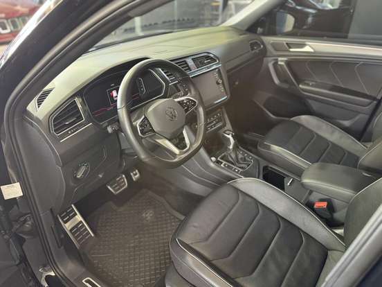 VOLKSWAGEN-TIGUAN-2.0 300 TSI GASOLINA ALLSPACE R-LINE AUTOMÁTICO VOLKSWAGEN-TIGUAN-2023