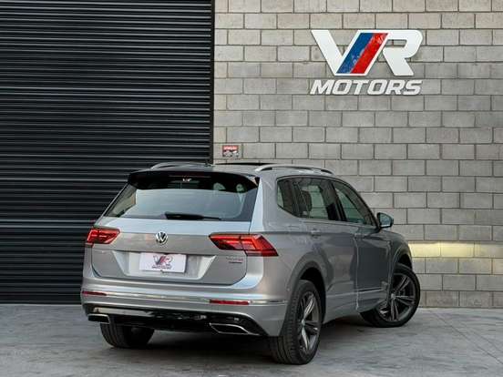 VOLKSWAGEN-TIGUAN-2019