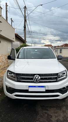 VOLKSWAGEN-AMAROK-2023