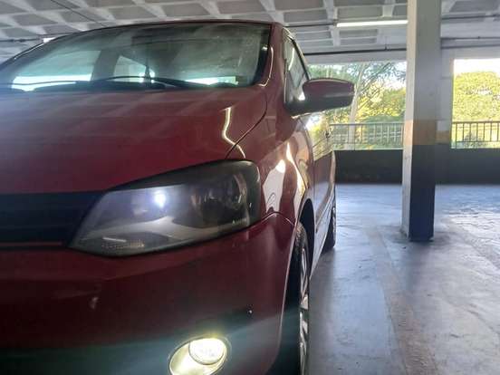 VOLKSWAGEN-FOX-1.0 MI 8V FLEX 4P MANUAL VOLKSWAGEN-FOX-2010