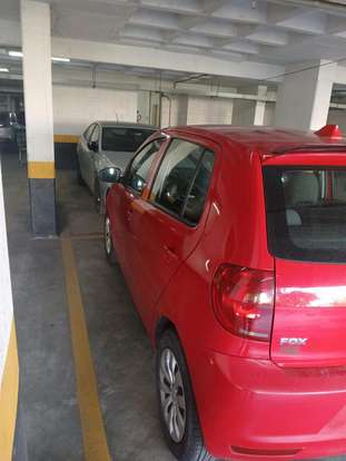 VOLKSWAGEN-FOX-1.0 MI 8V FLEX 4P MANUAL VOLKSWAGEN-FOX-2010