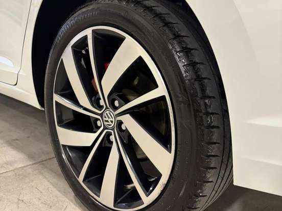 VOLKSWAGEN-JETTA-1.4 250 TSI TOTAL FLEX COMFORTLINE TIPTRONIC VOLKSWAGEN-JETTA-2019