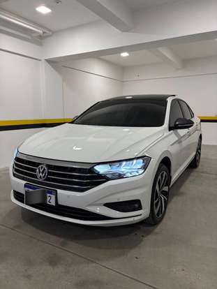 VOLKSWAGEN-JETTA-2019