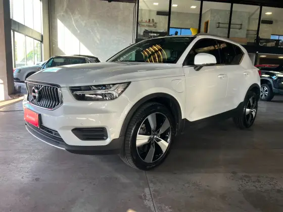 VOLVO XC40 1.5 T5 RECHARGE INSCRIPTION EXPRESSION GEARTRONIC VOLVO XC40 1.5 T5 RECHARGE INSCRIPTION EXPRESSION GEARTRONIC