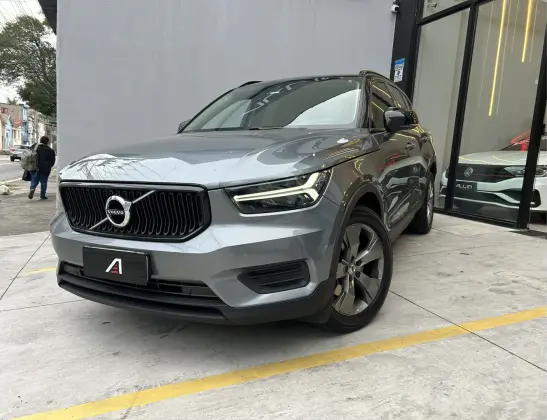 VOLVO XC40 2.0 T4 GASOLINA GEARTRONIC VOLVO XC40 2.0 T4 GASOLINA GEARTRONIC