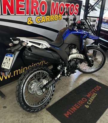 YAMAHA-XTZ 250 LANDER CONNECTED-2025
