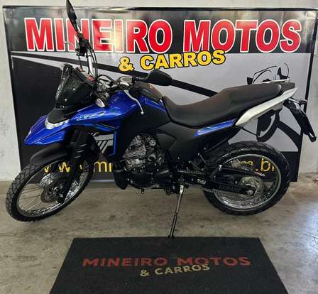 YAMAHA-XTZ 250 LANDER CONNECTED-2025