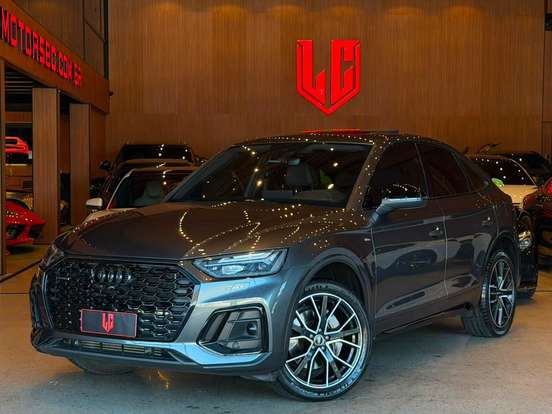 AUDI-Q5-2022