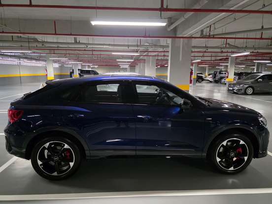 AUDI-Q3-2023