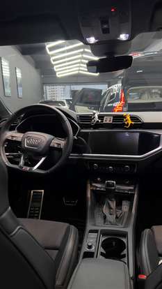 AUDI-Q3-2024