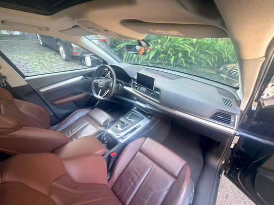 AUDI-Q5-2019