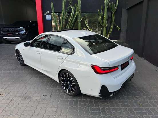 BMW-320i-2.0 16V TURBO FLEX M SPORT AUTOMÁTICO BMW-320i-2024