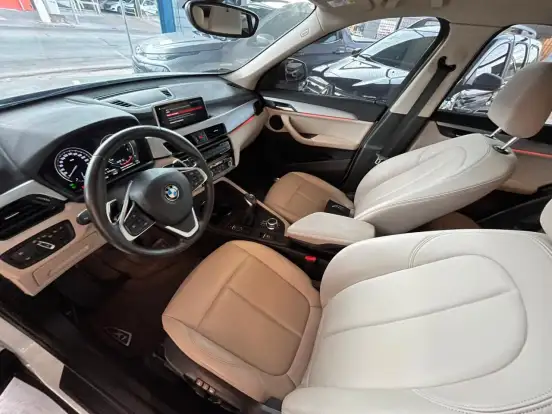 BMW-X1-2021
