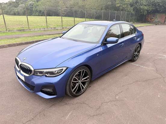 BMW-320i-2.0 16V TURBO GASOLINA M SPORT AUTOMÁTICO BMW-320i-2020