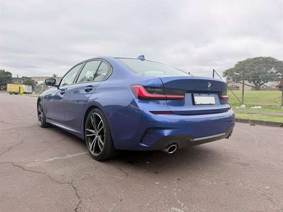 BMW-320i-2.0 16V TURBO GASOLINA M SPORT AUTOMÁTICO BMW-320i-2020