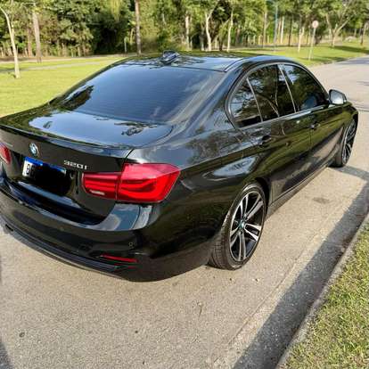 BMW-320i-2018