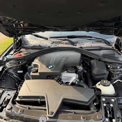 BMW-320i-2018