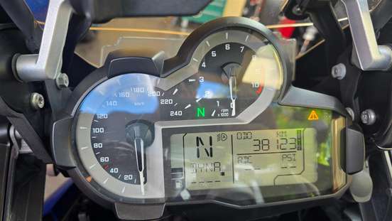 BMW-R 1200 GS ADVENTURE-2015