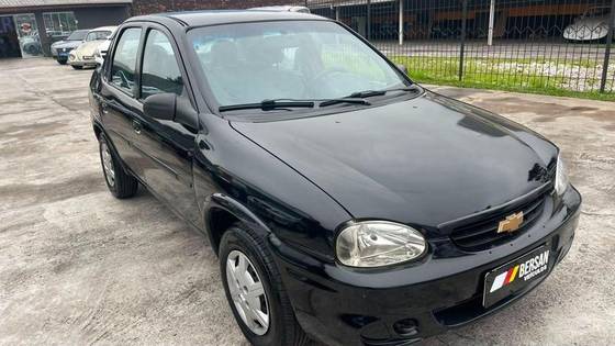 CHEVROLET CLASSIC 2009 1.0 MPFI LIFE 8V FLEX 4P MANUAL