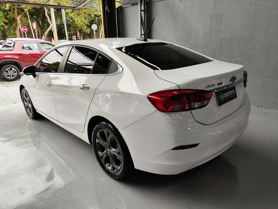 CHEVROLET-CRUZE-2022
