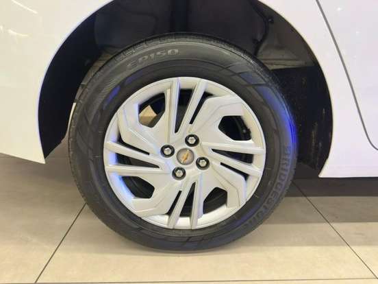 CHEVROLET-ONIX-1.0 TURBO FLEX PLUS LT MANUAL CHEVROLET-ONIX-2023