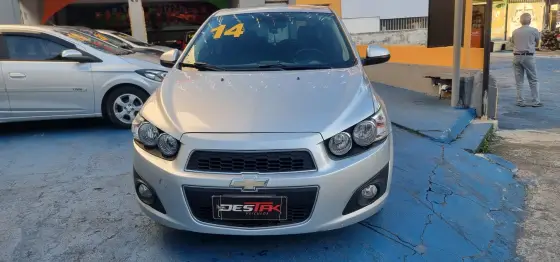 CHEVROLET SONIC 1.6 LTZ 16V FLEX 4P AUTOMÁTICO CHEVROLET SONIC 1.6 LTZ 16V FLEX 4P AUTOMÁTICO