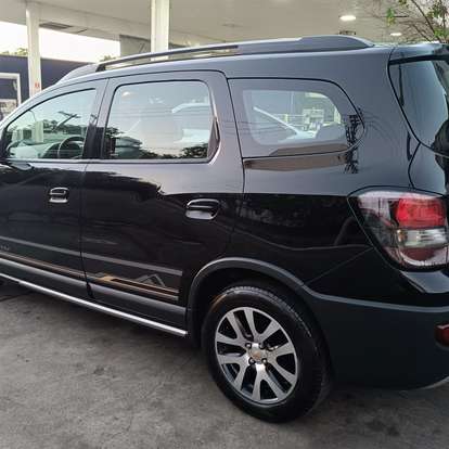 CHEVROLET-SPIN-1.8 ACTIV 8V FLEX 4P AUTOMÁTICO CHEVROLET-SPIN-2018