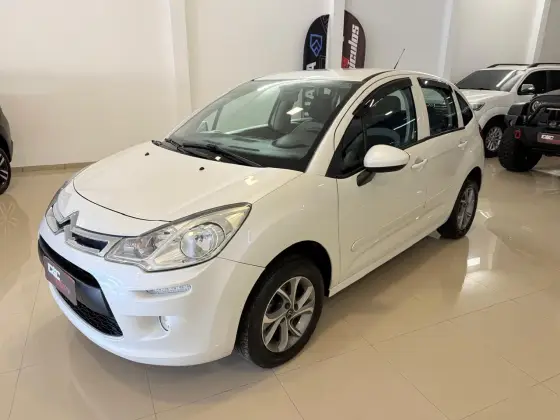 CITROËN C3 1.2 ATTRACTION 12V FLEX 4P MANUAL CITROËN C3 1.2 ATTRACTION 12V FLEX 4P MANUAL