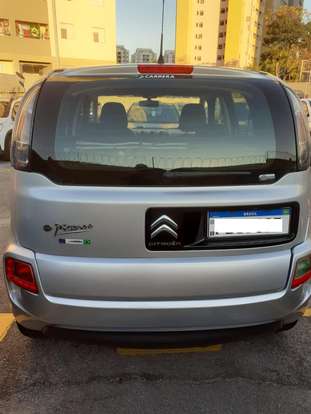 CITROËN-C3 PICASSO-1.6 FLEX GLX BVA CITROËN-C3 PICASSO-2013