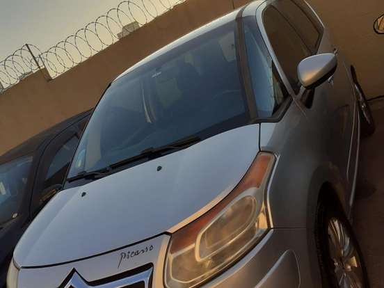 CITROËN-C3 PICASSO-1.6 FLEX GLX BVA CITROËN-C3 PICASSO-2013