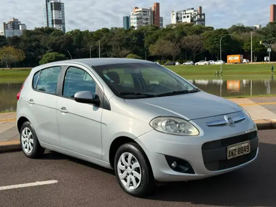 FIAT PALIO 1.4 MPI ATTRACTIVE 8V FLEX 4P MANUAL FIAT PALIO 1.4 MPI ATTRACTIVE 8V FLEX 4P MANUAL