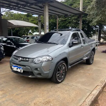 FIAT STRADA 1.8 MPI ADVENTURE CE 16V FLEX 2P MANUAL FIAT STRADA 1.8 MPI ADVENTURE CE 16V FLEX 2P MANUAL