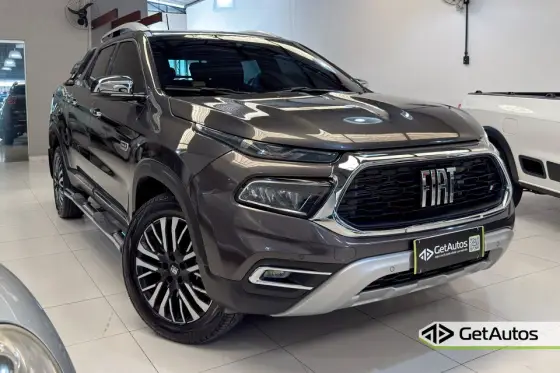 FIAT TORO 2.2 TURBO DIESEL RANCH 4WD AT9 FIAT TORO 2.2 TURBO DIESEL RANCH 4WD AT9