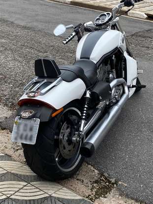 HARLEY-DAVIDSON-V-ROD MUSCLE-2013
