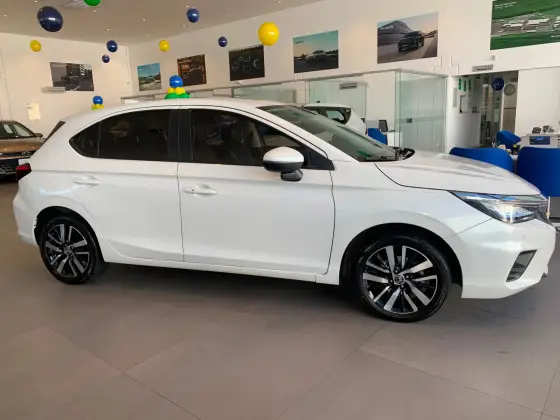 HONDA CITY 1.5 i-VTEC FLEX HATCH TOURING CVT HONDA CITY 1.5 i-VTEC FLEX HATCH TOURING CVT