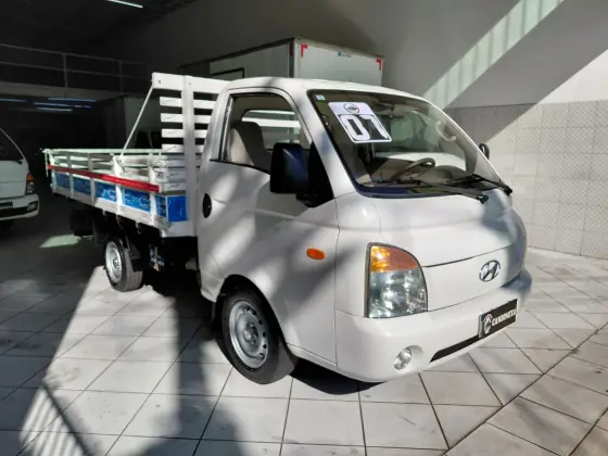 HYUNDAI HR 2.5 TCI HD LONGO COM CAÇAMBA 4X2 8V 97CV TURBO INTERCOOLER DIESEL 2P MANUAL HYUNDAI HR 2.5 TCI HD LONGO COM CAÇAMBA 4X2 8V 97CV TURBO INTERCOOLER DIESEL 2P MANUAL
