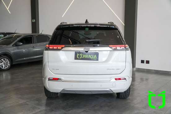 JEEP-COMMANDER-2024