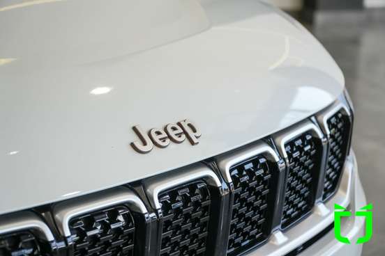 JEEP-COMMANDER-2024