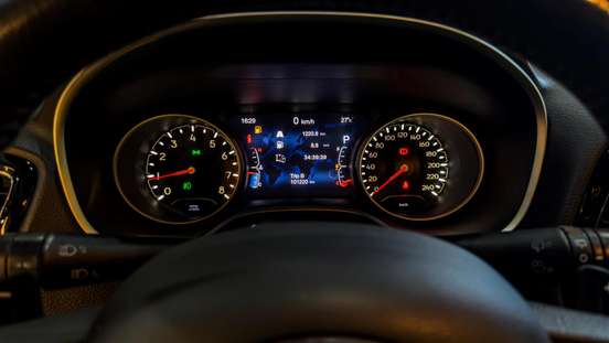 JEEP-COMPASS-2.0 16V FLEX LIMITED AUTOMÁTICO JEEP-COMPASS-2018
