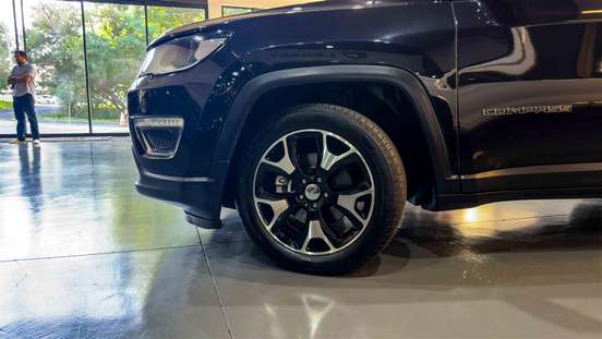 JEEP-COMPASS-2.0 16V FLEX LIMITED AUTOMÁTICO JEEP-COMPASS-2018