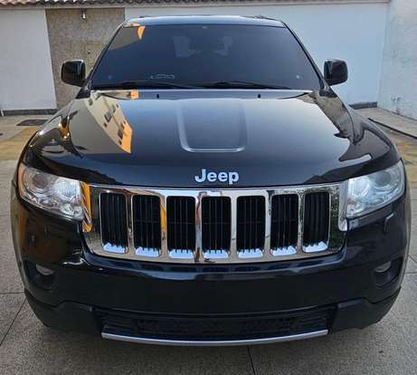 JEEP-GRAND CHEROKEE-2011
