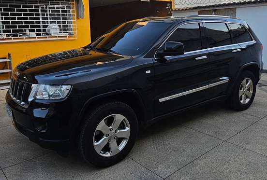 JEEP-GRAND CHEROKEE-2011