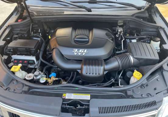 JEEP-GRAND CHEROKEE-2011